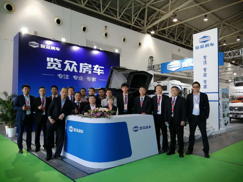 從這選房車(chē)的顧客怎么這么多？