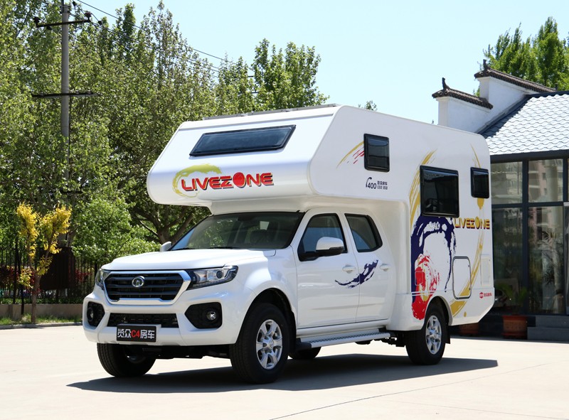 四驅(qū)、兩張超大床人床的房車，看這款